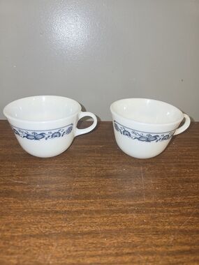 Pyrex Old Town Blue Onion Coffee or Tea Mug - Set of 2 Milk Glass Cups